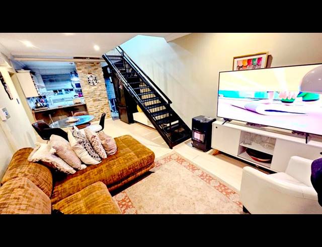4 BEDROOM PROPERTY TO RENT IN CASTLEVIEW